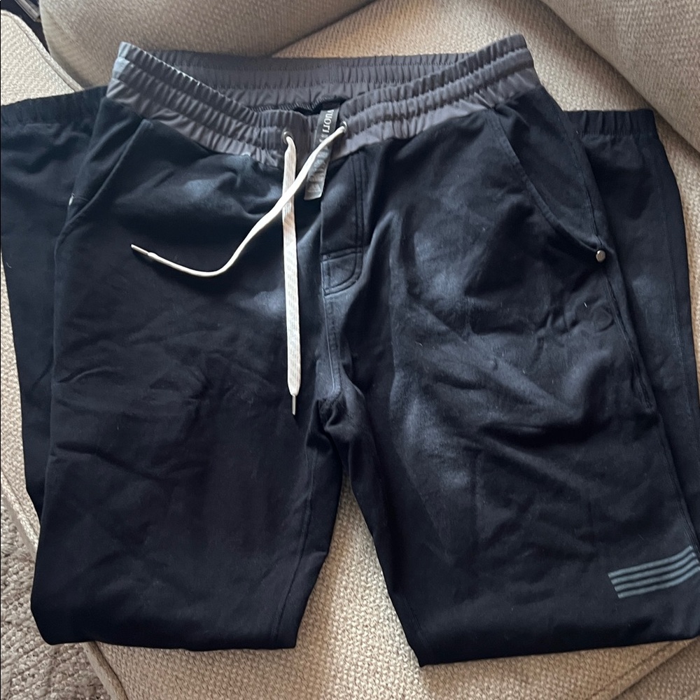 Vuori Black Men's Jogger Pants with Drawstring